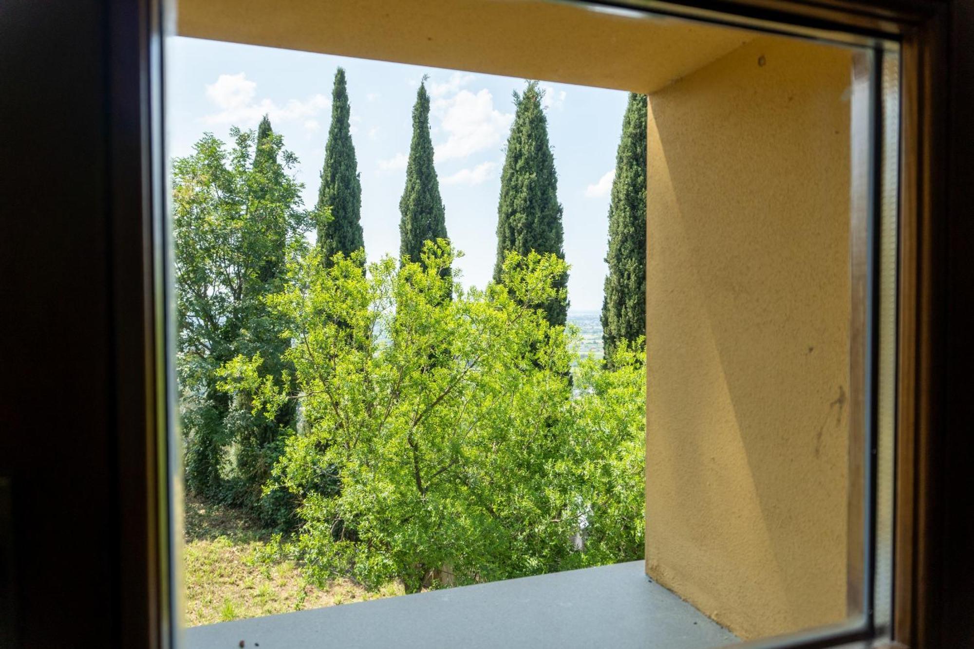 סאן ג'יוליאנו טרמה Agriturismo La Grotta מראה חיצוני תמונה