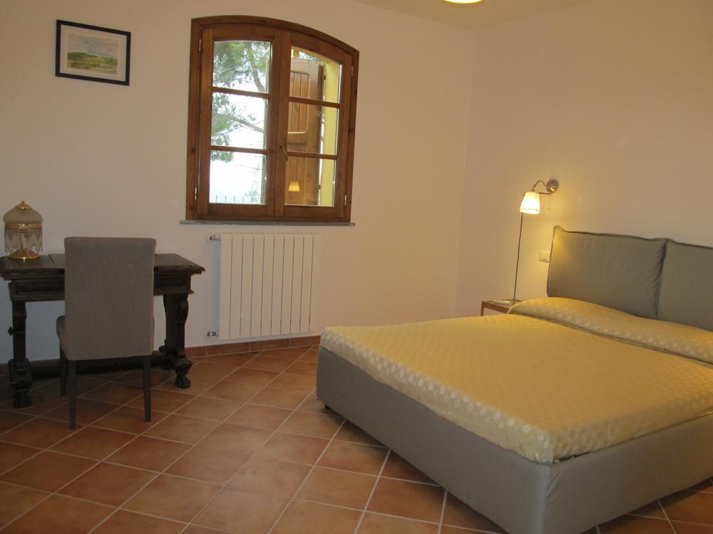סאן ג'יוליאנו טרמה Agriturismo La Grotta מראה חיצוני תמונה